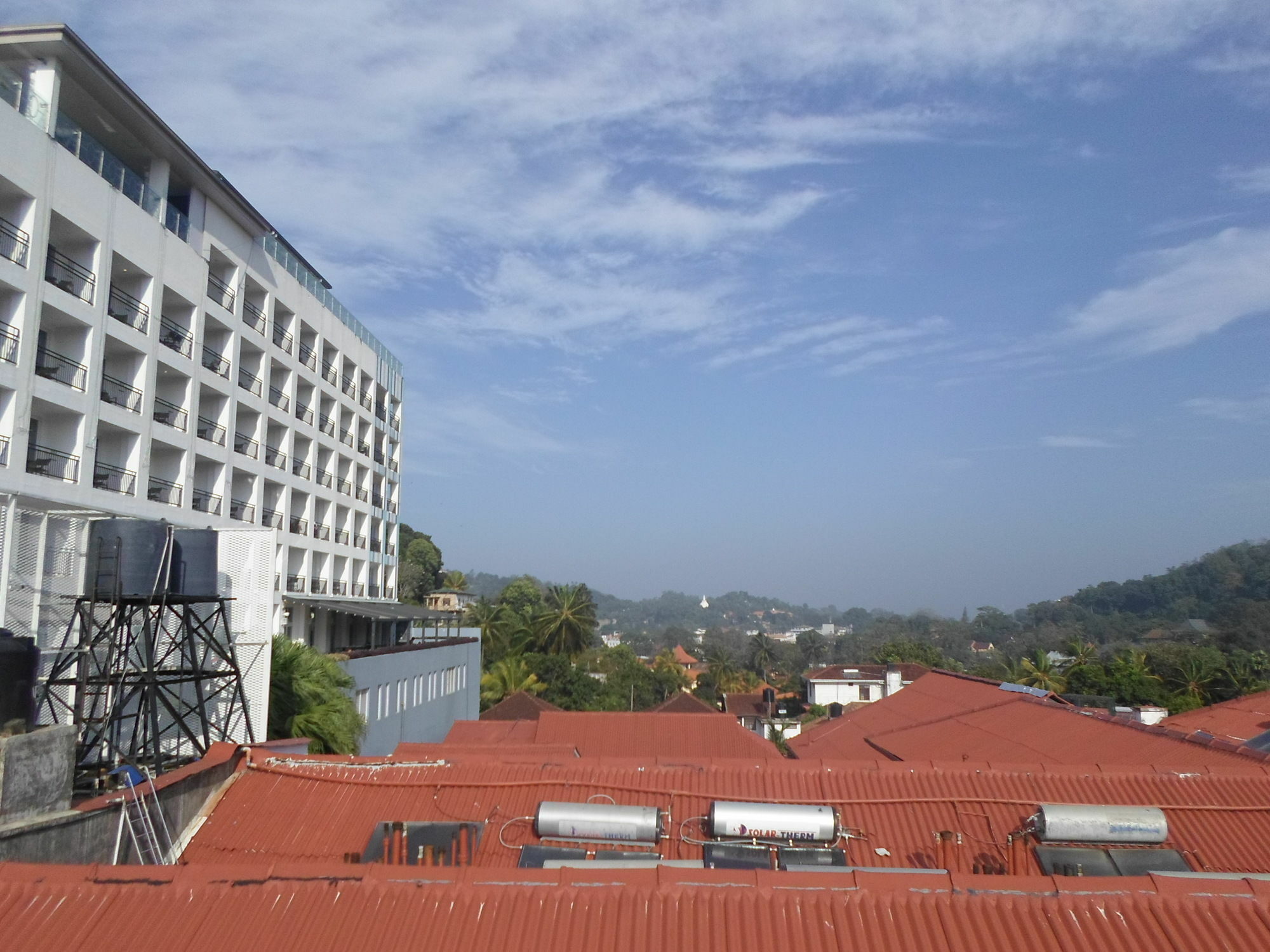 King Of Pensión Kandy